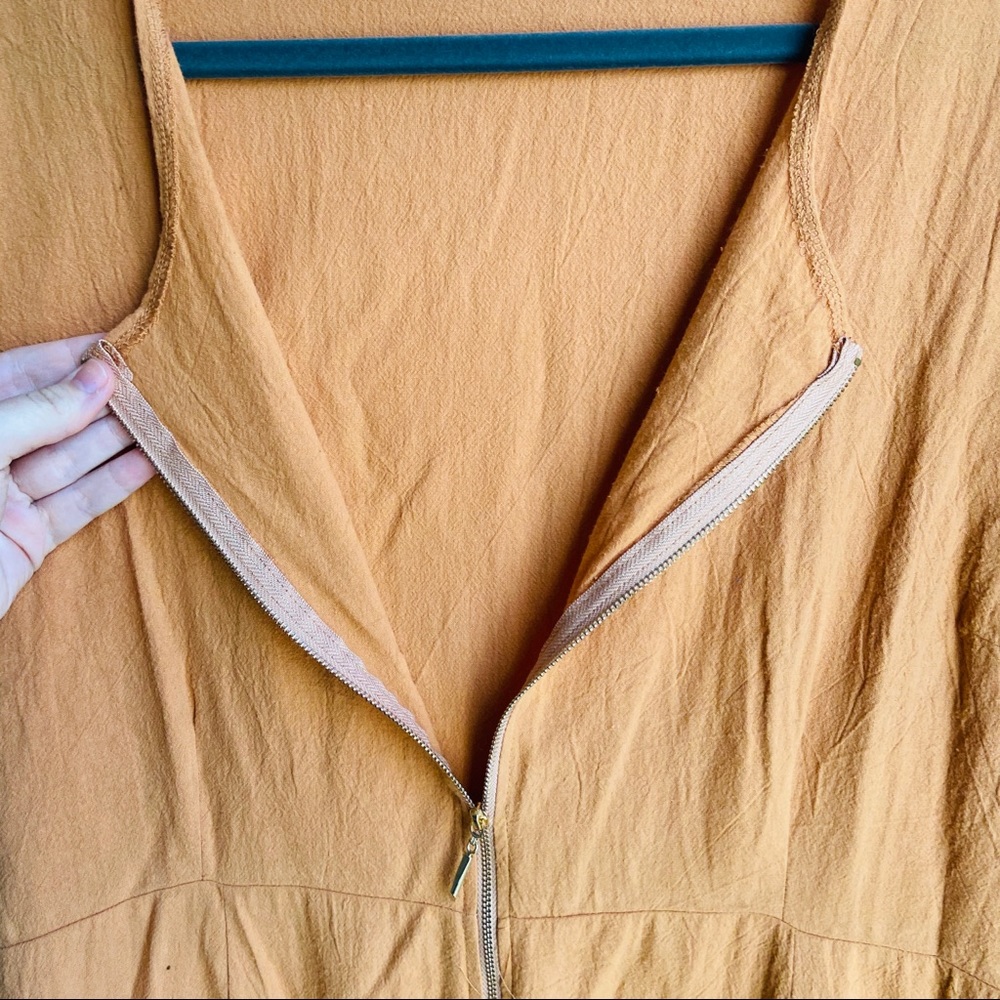 Wide Leg Romper - Picture 4 of 6
